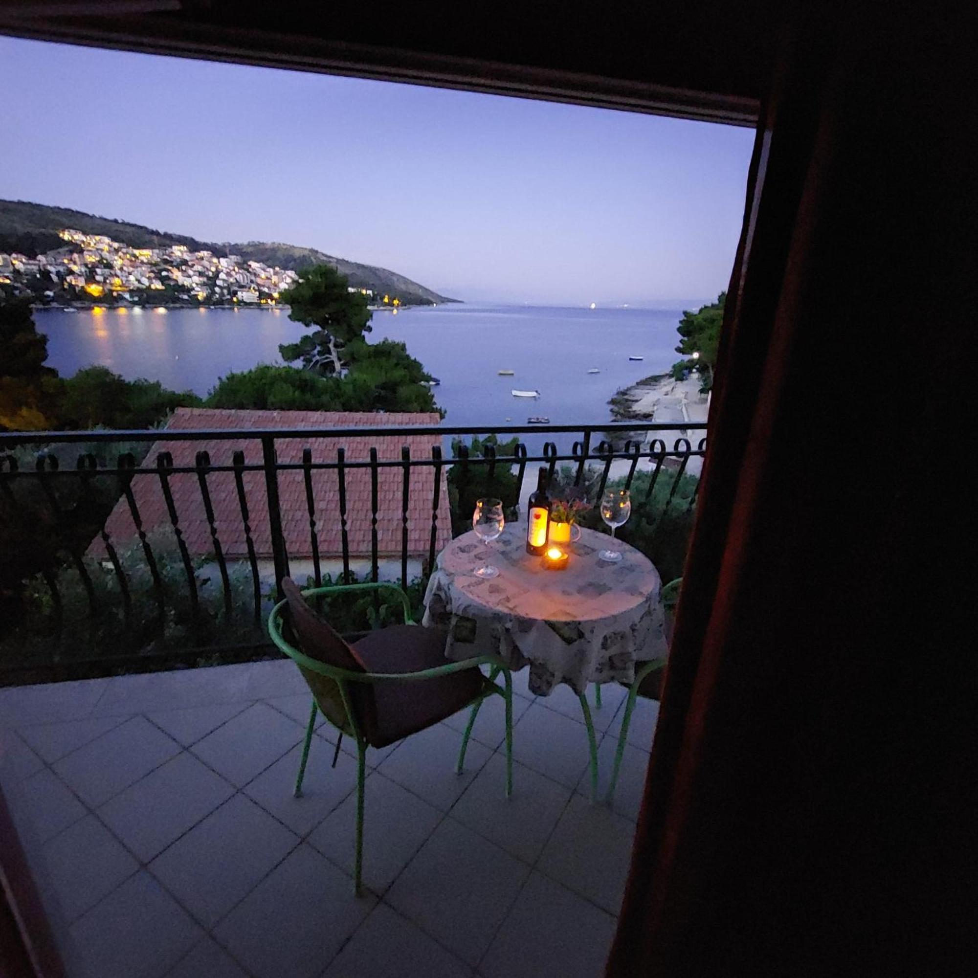 Apartments Toni Trogir Exterior foto